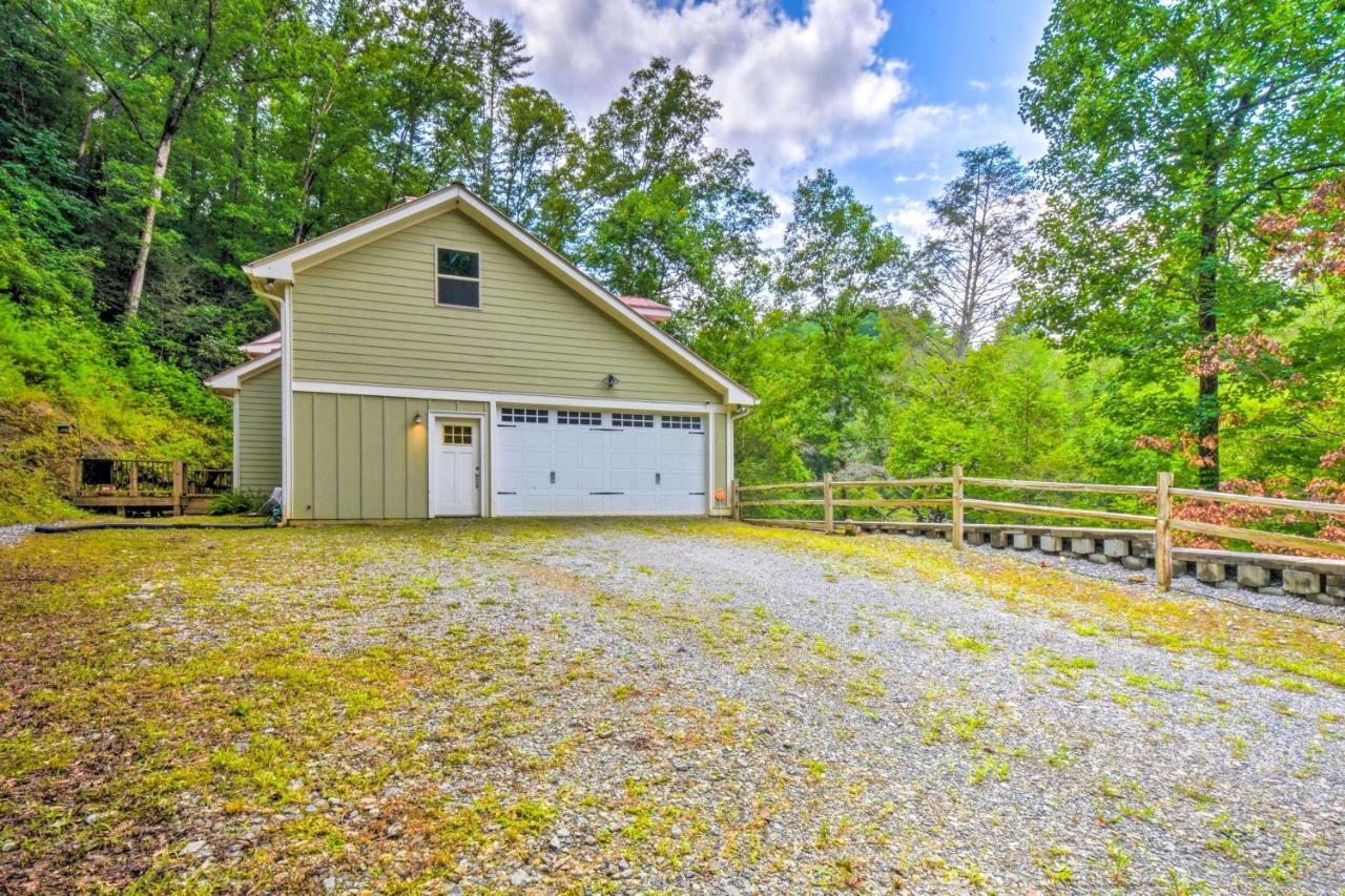 Cozy Riverside Dahlonega Home With Kayaks And Fire Pit Exterior photo